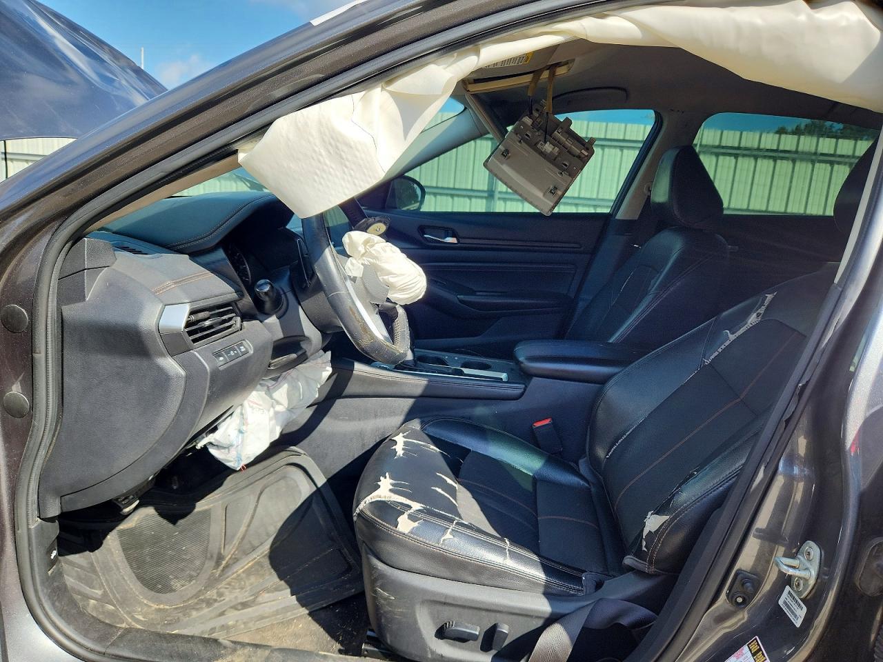 2019 Nissan Altima Sr - zdjęcie 7