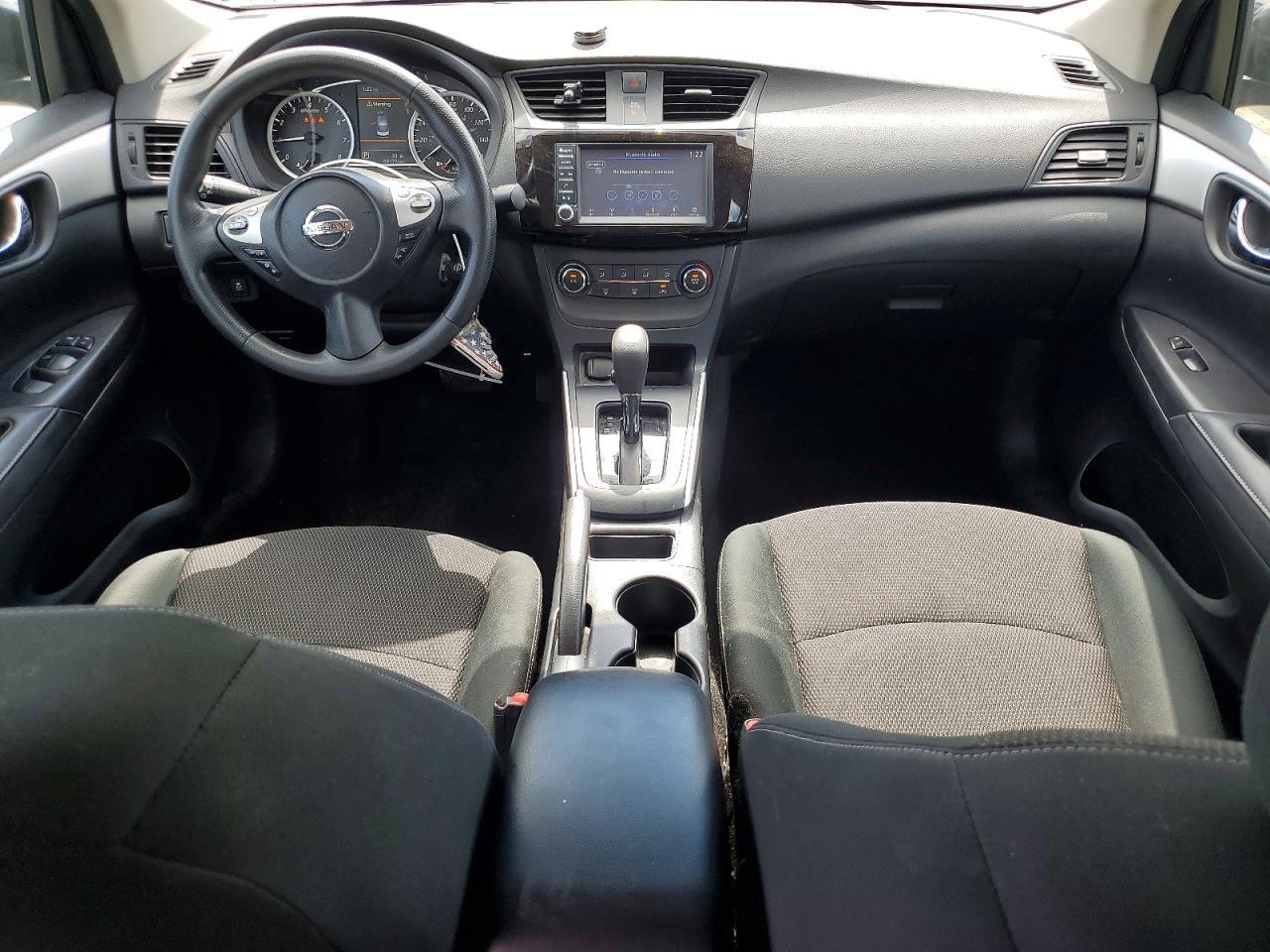 2019 Nissan Sentra S - zdjęcie 8