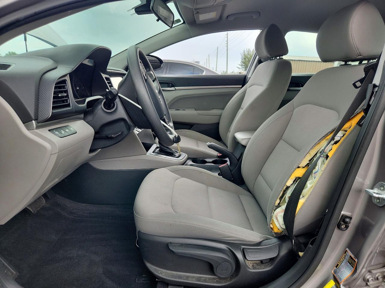 2020 Hyundai Elantra Sel - zdjęcie 7