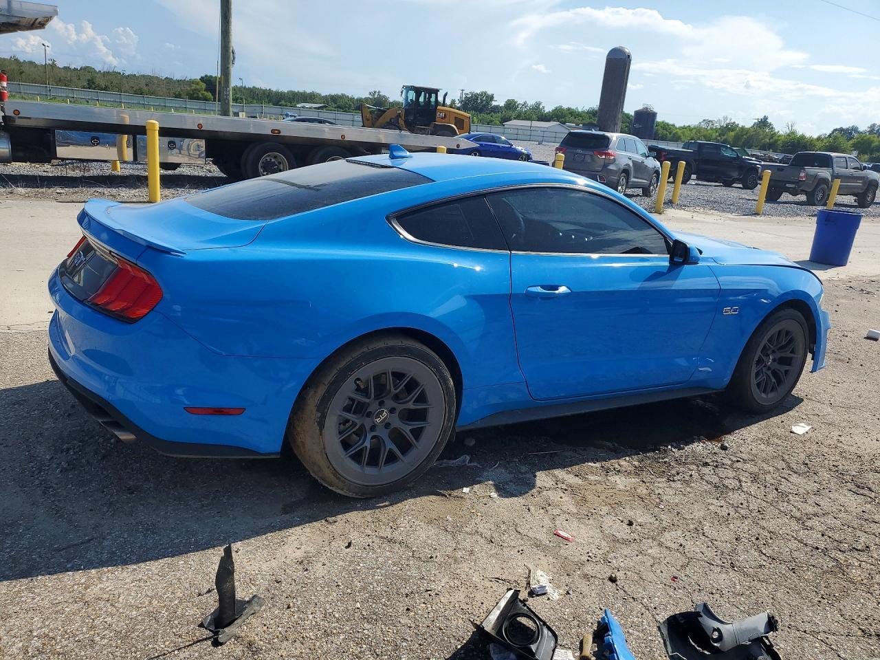 2022 Ford Mustang Gt - zdjęcie 3