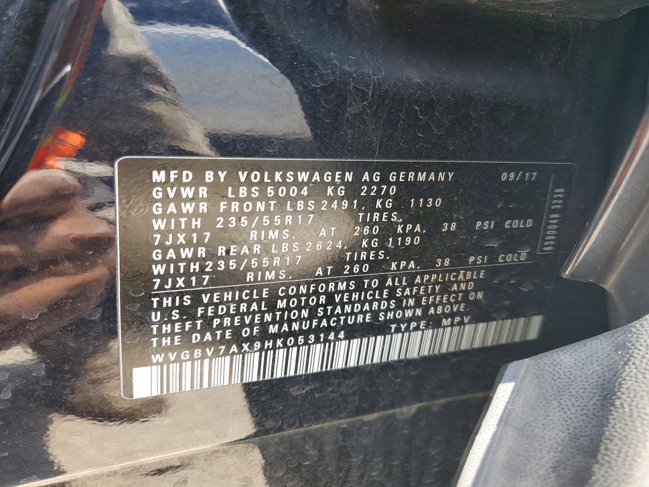 2017 Volkswagen Tiguan S - zdjęcie 13