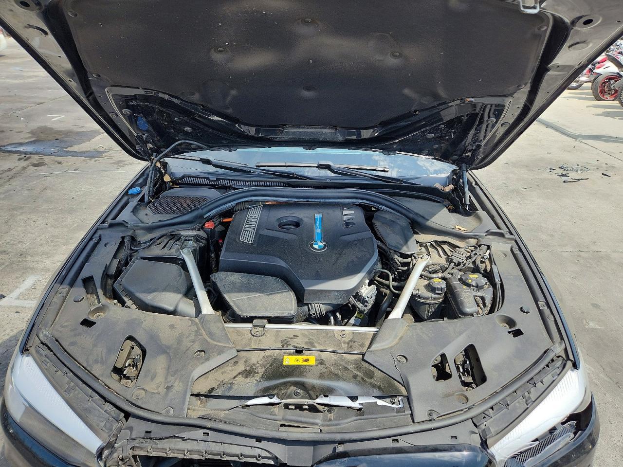 2018 BMW 530E - zdjęcie 11