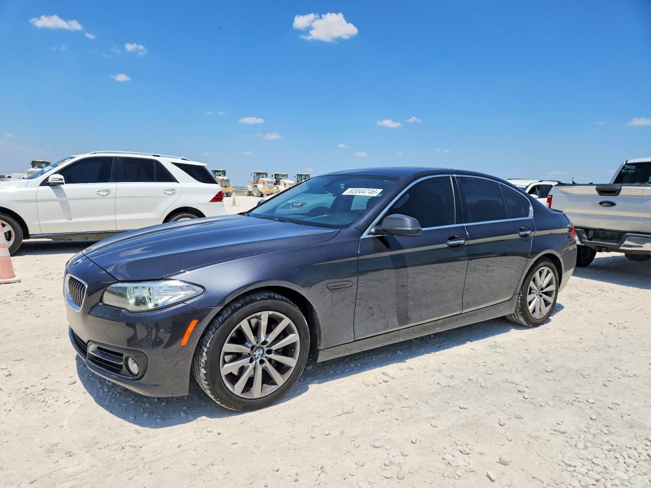 2016 BMW Seria 5 535i - zdjęcie główne