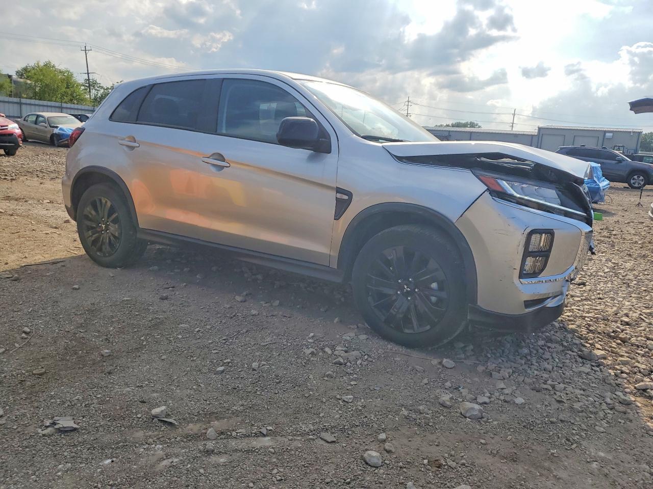 2026 Mitsubishi Outlander Sport S/Se - zdjęcie 4