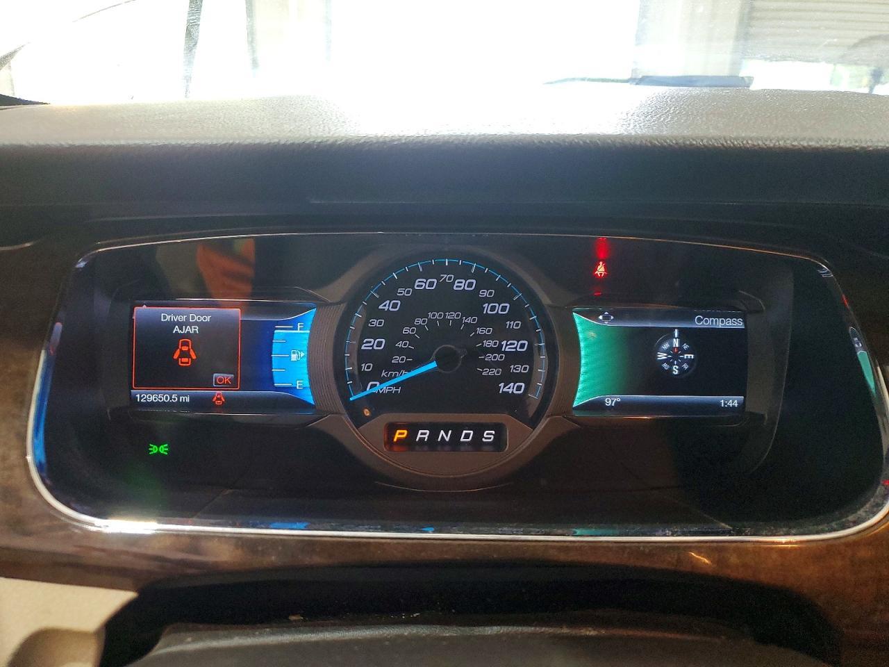 2016 Ford Taurus Limited - zdjęcie 9