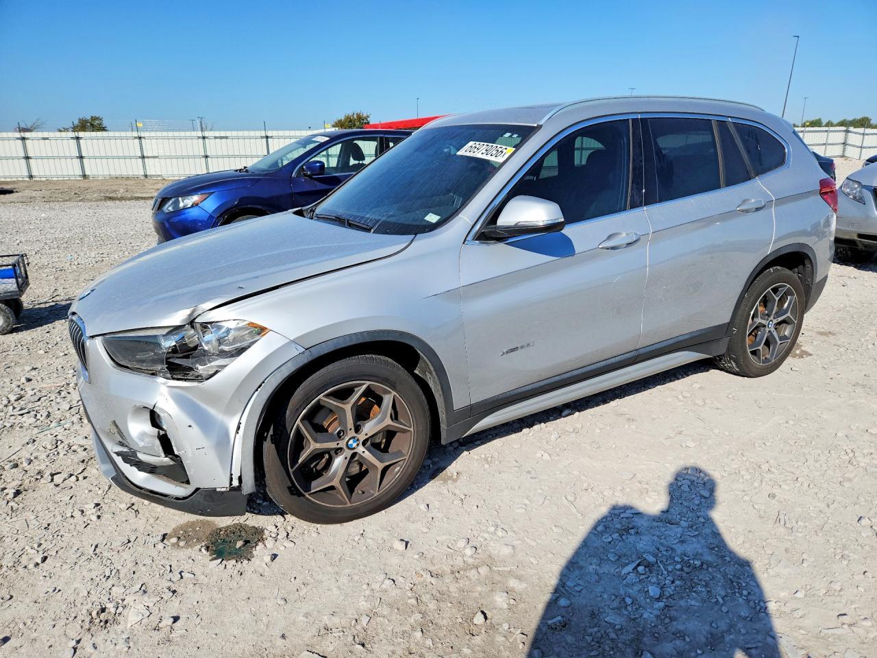 2018 BMW X1 xDrive28I - zdjęcie główne
