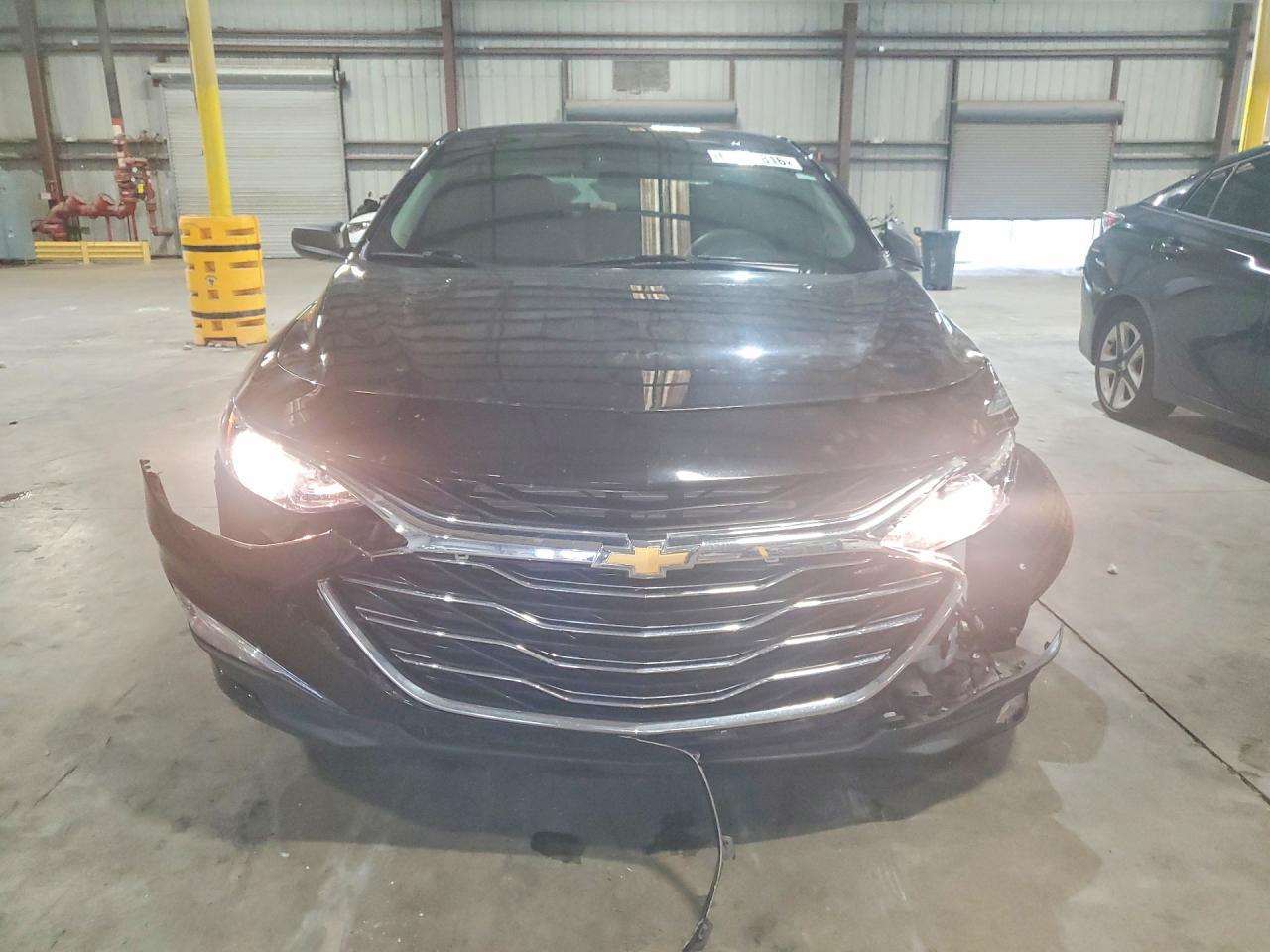 2023 Chevrolet Malibu Ls - zdjęcie 5