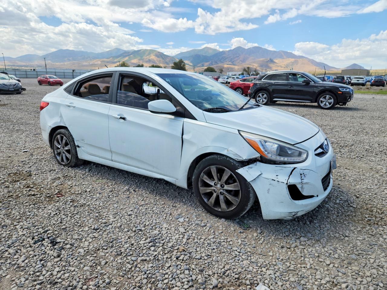 2014 Hyundai Accent Gls - zdjęcie 4