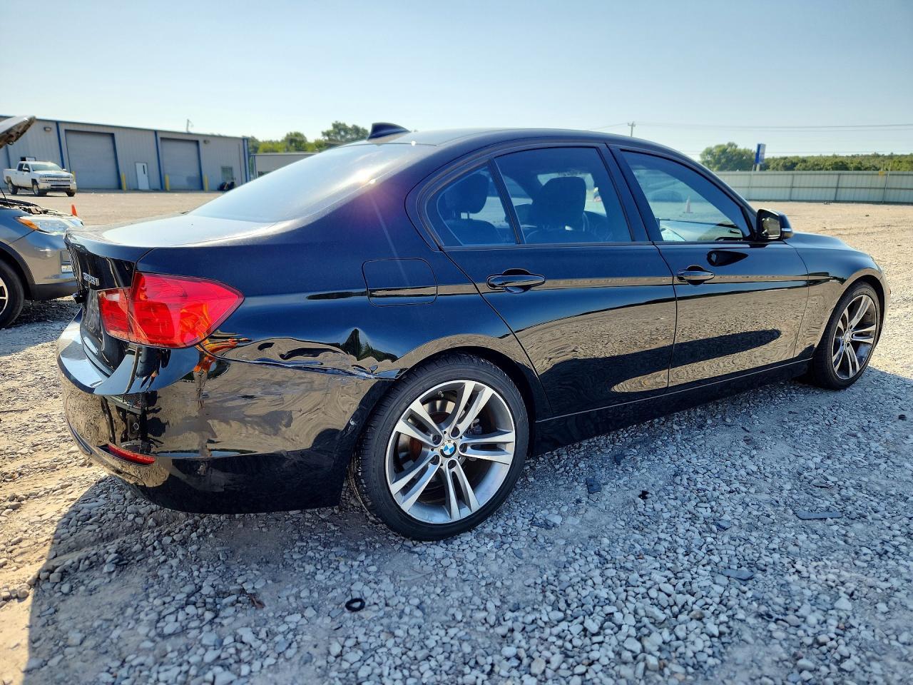 2015 BMW 328 I - zdjęcie 3