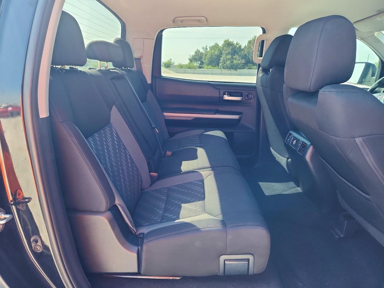 2018 Toyota Tundra Crewmax Sr5 - zdjęcie 10