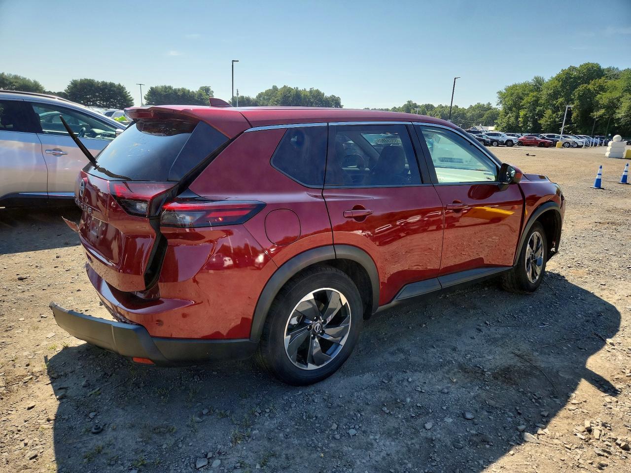 2025 Nissan Rogue Sv - zdjęcie 3