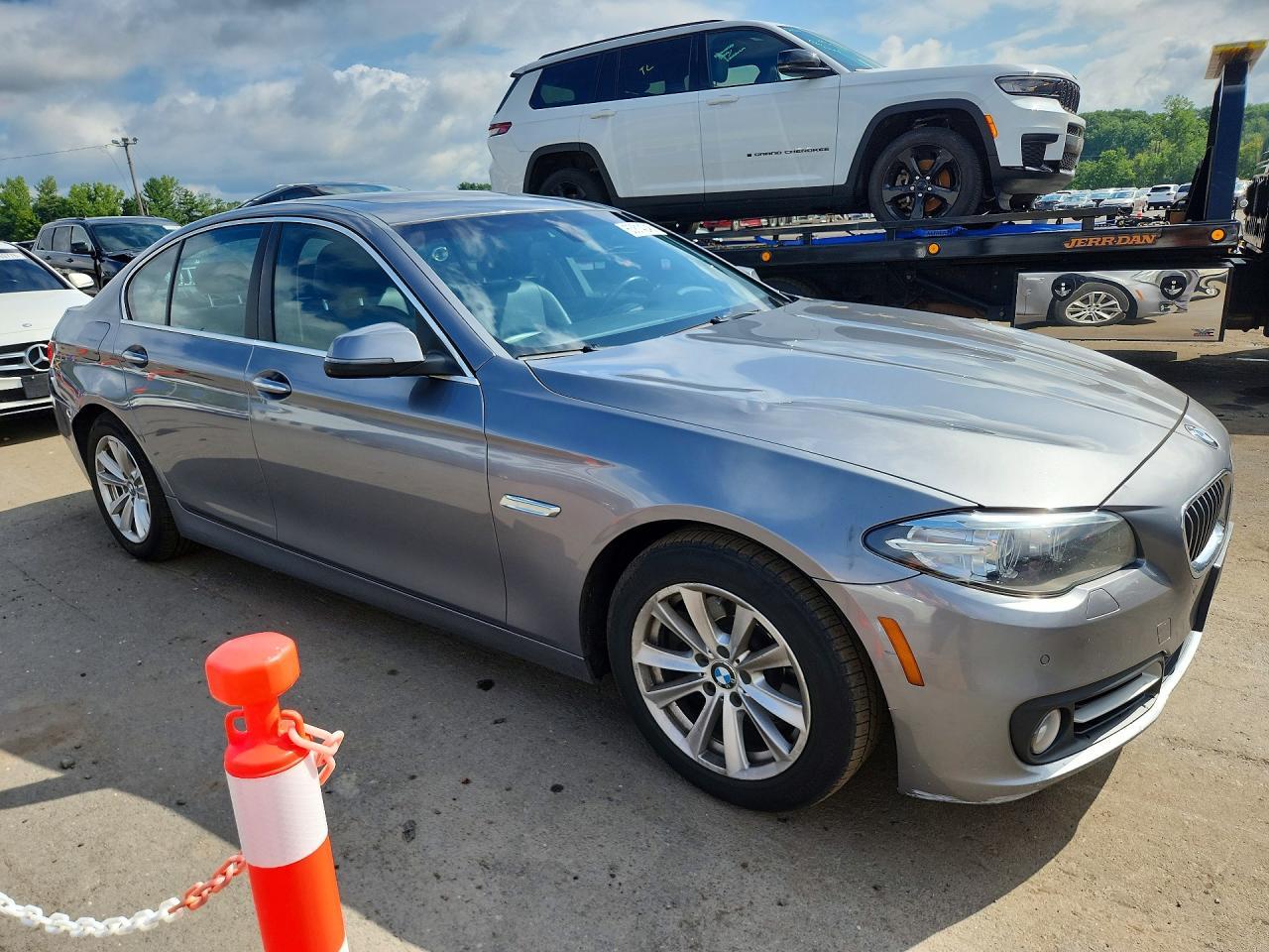 2016 BMW Seria 5 528i - zdjęcie 4