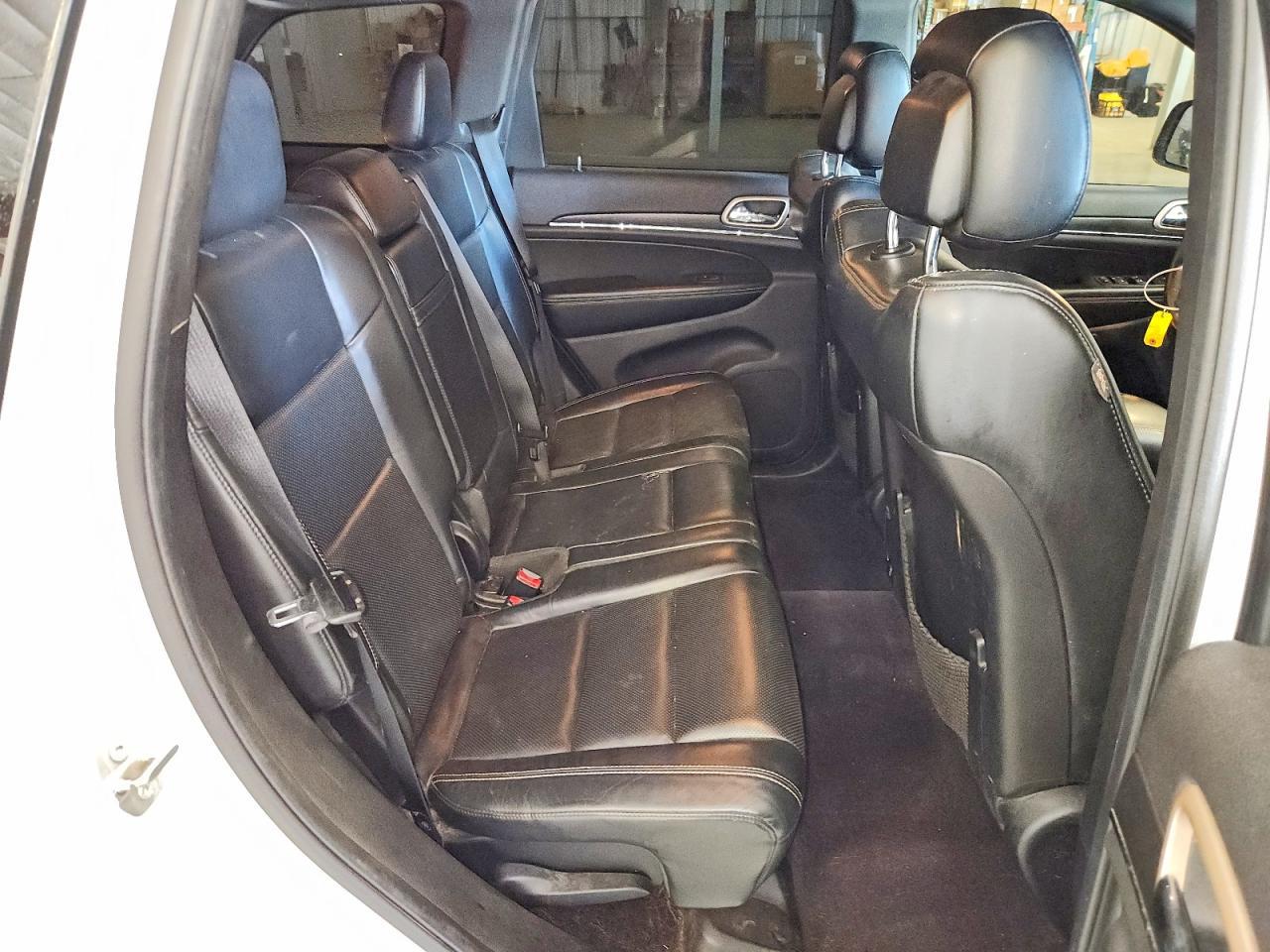 2015 Jeep Grand Cherokee Limited - zdjęcie 11