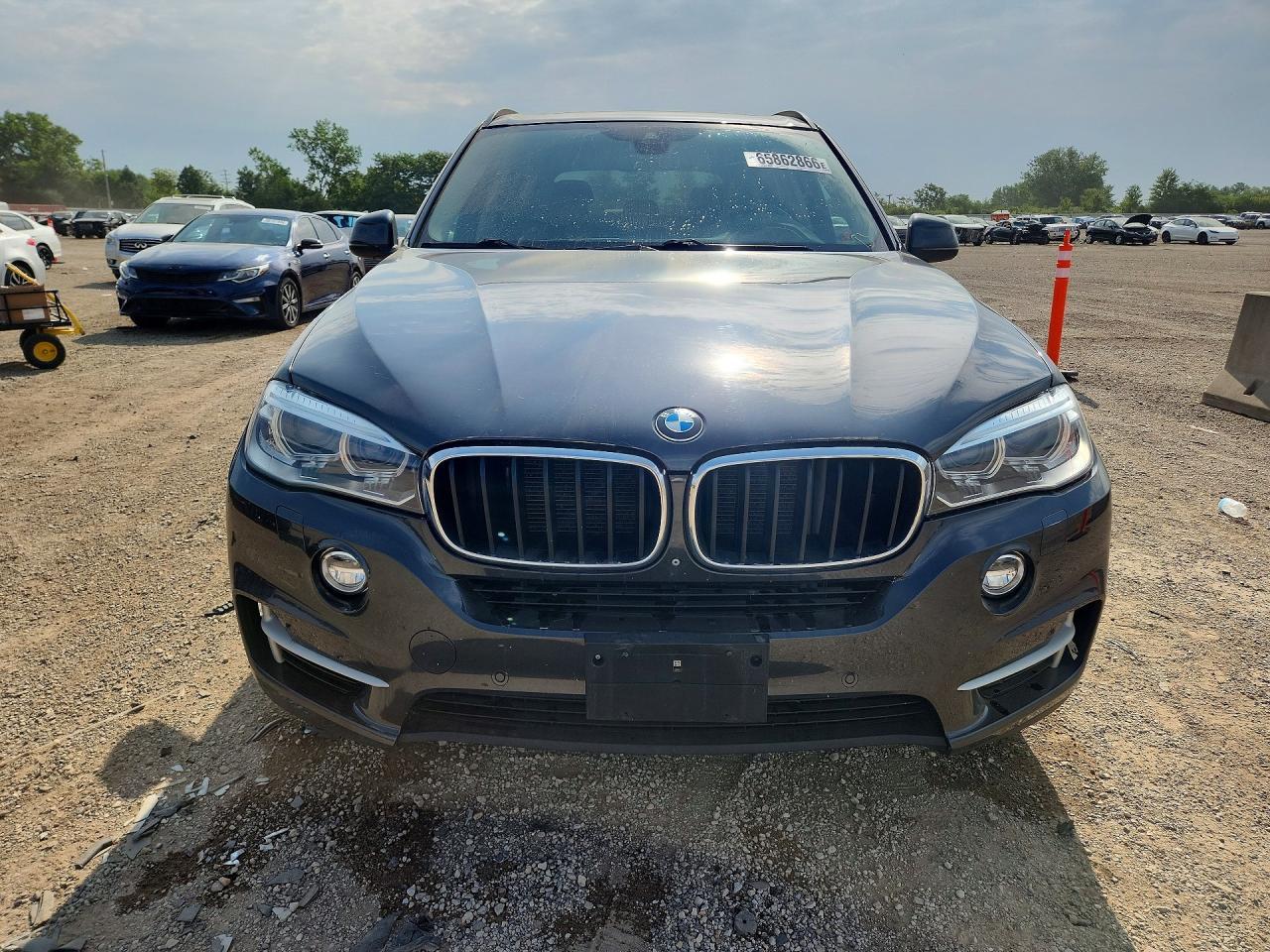 2014 BMW X5 xDrive35I - zdjęcie 5