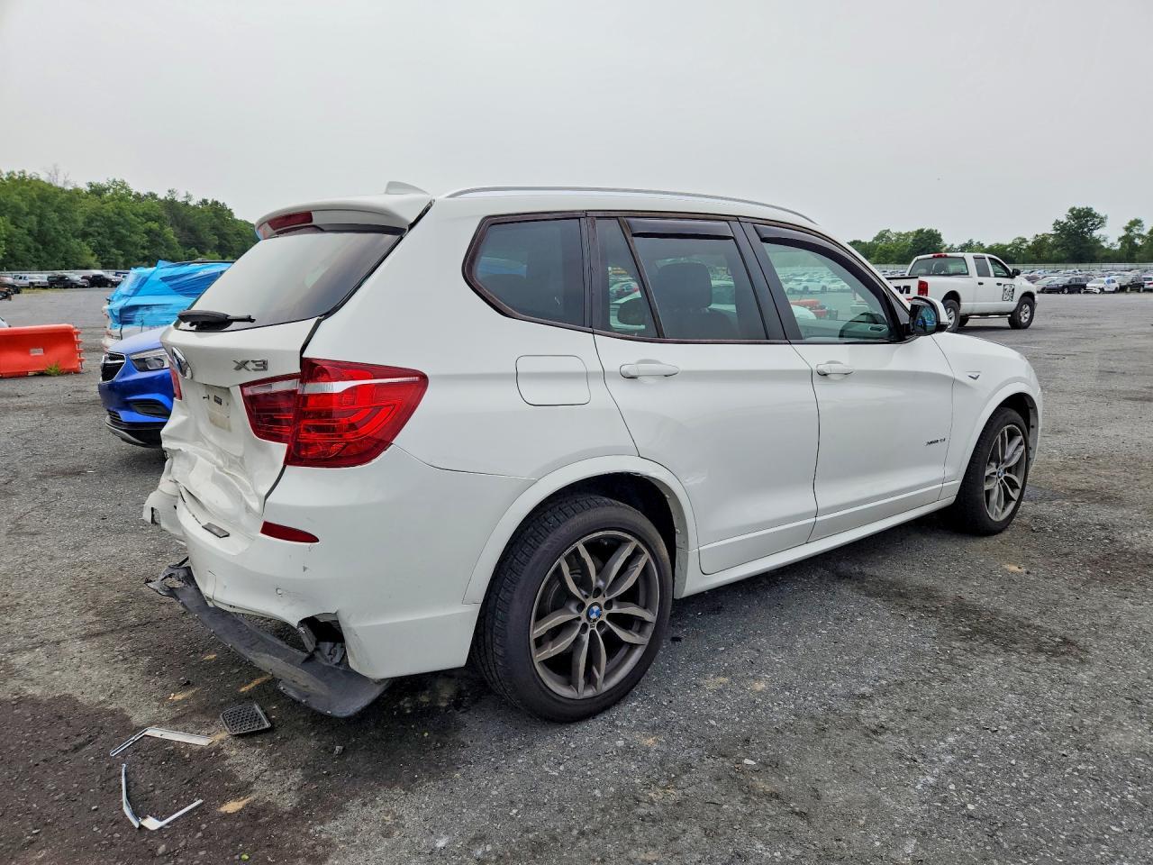 2016 BMW X3 xDrive28I - zdjęcie 3