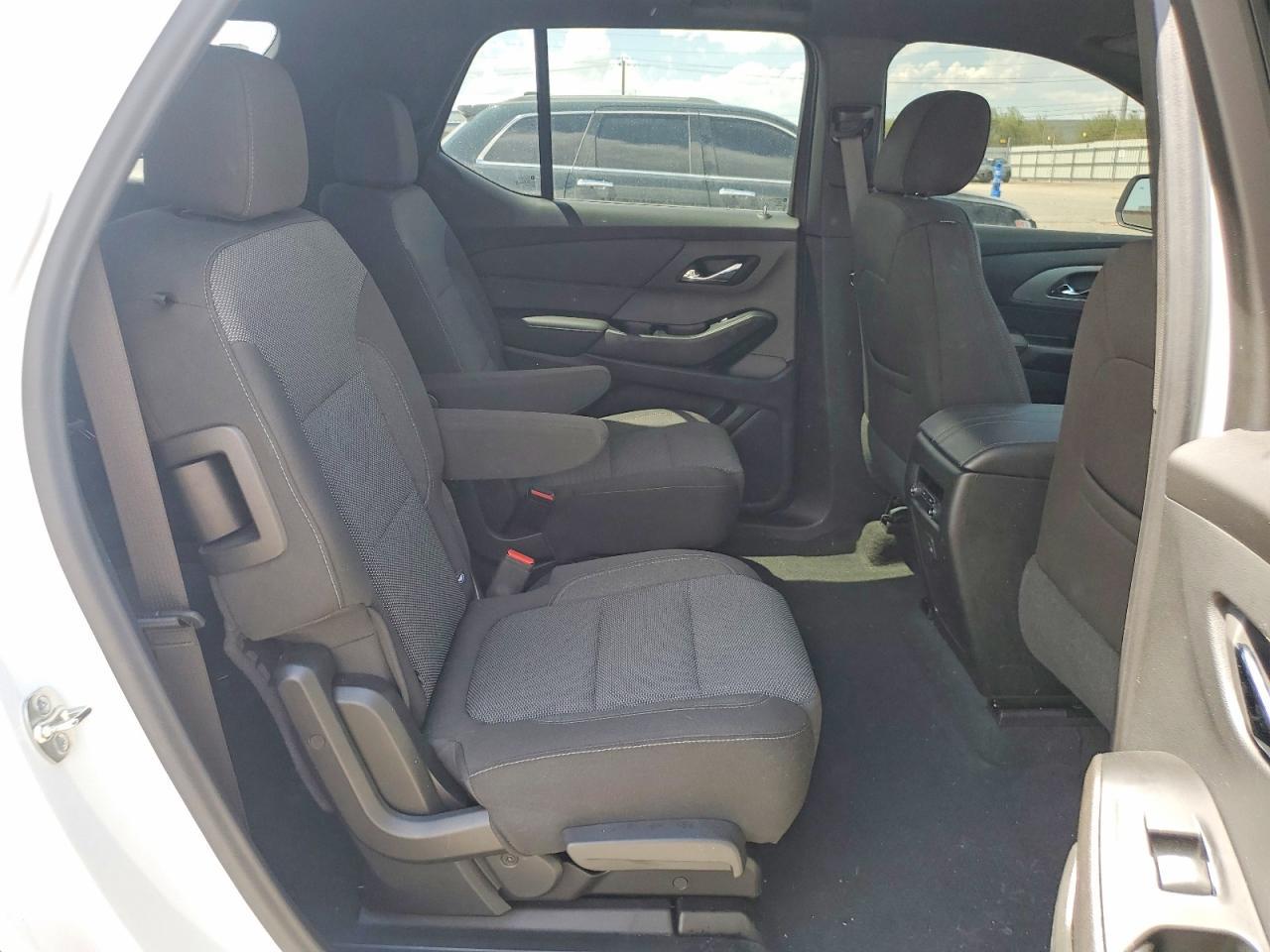 2023 Chevrolet Traverse Lt - zdjęcie 11