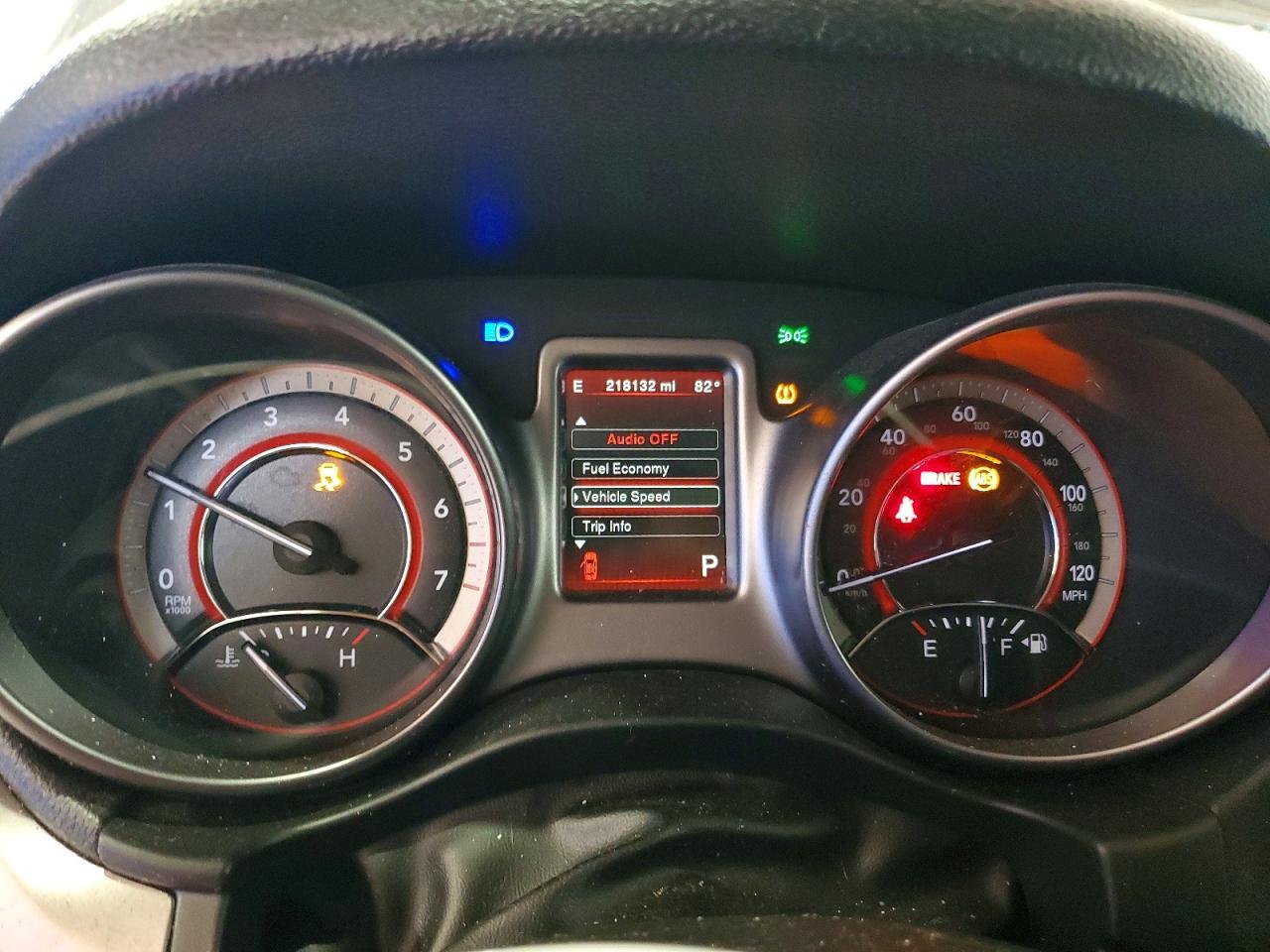 2018 Dodge Journey Crossroad - zdjęcie 9