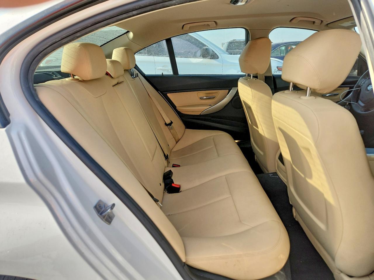 2018 BMW 320 I - zdjęcie 10