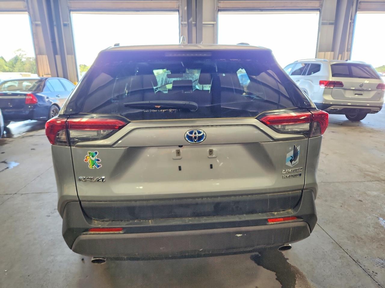 2020 Toyota Rav4 Limited - zdjęcie 6