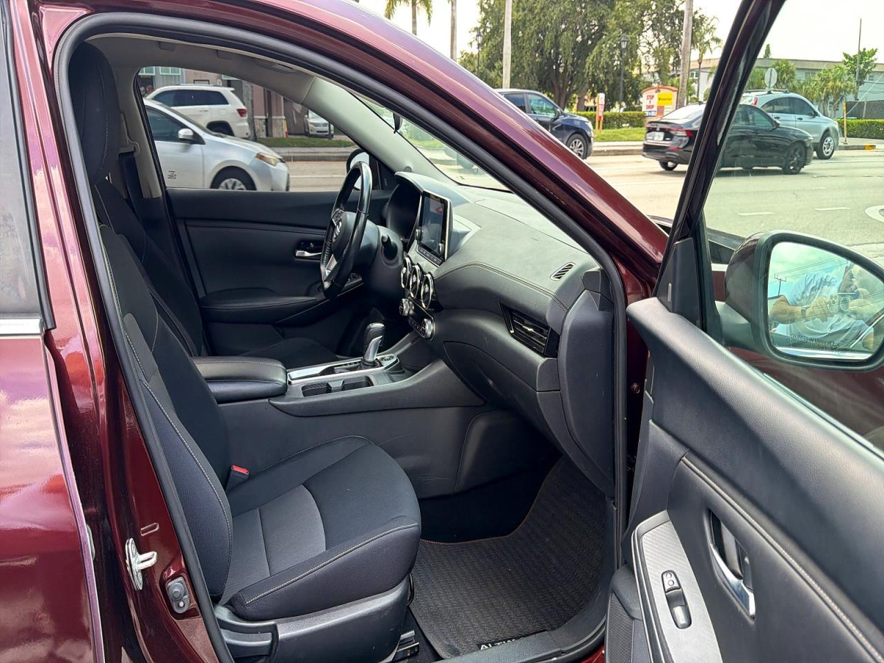 2021 Nissan Sentra Sv - zdjęcie 5