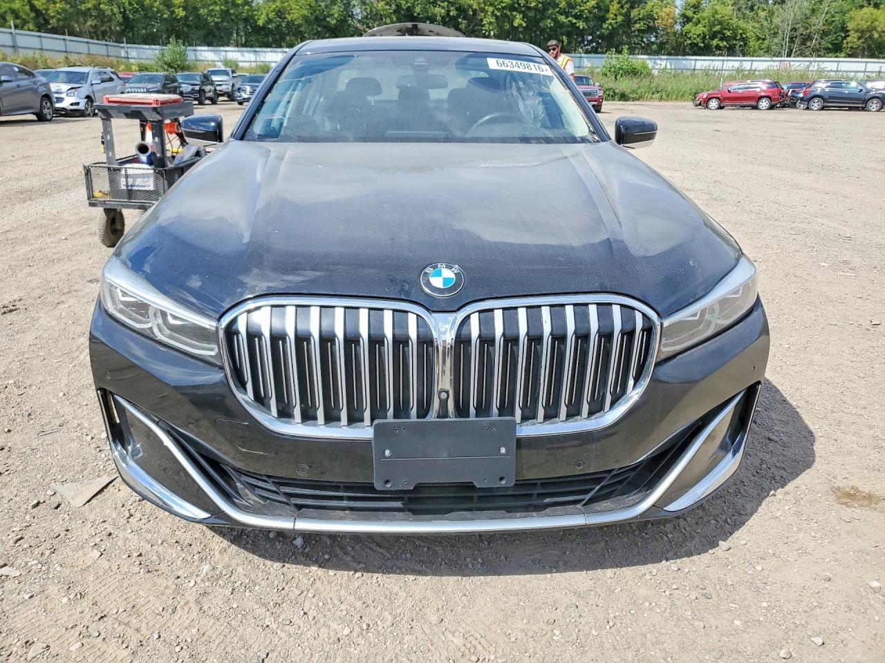 2020 BMW 740 Xi - zdjęcie 5