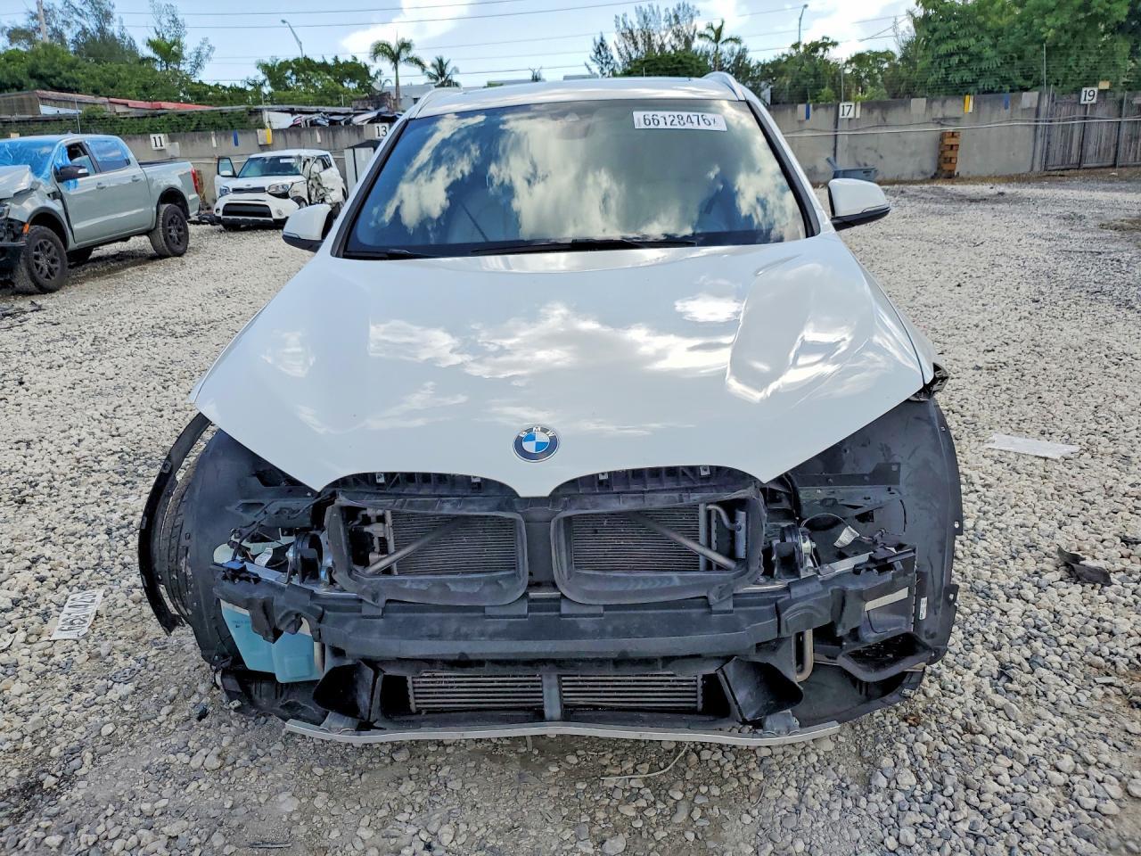 2021 BMW X1 Sdrive28I - zdjęcie 5