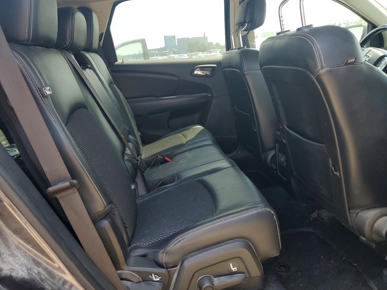 2019 Dodge Journey Crossroad - zdjęcie 11