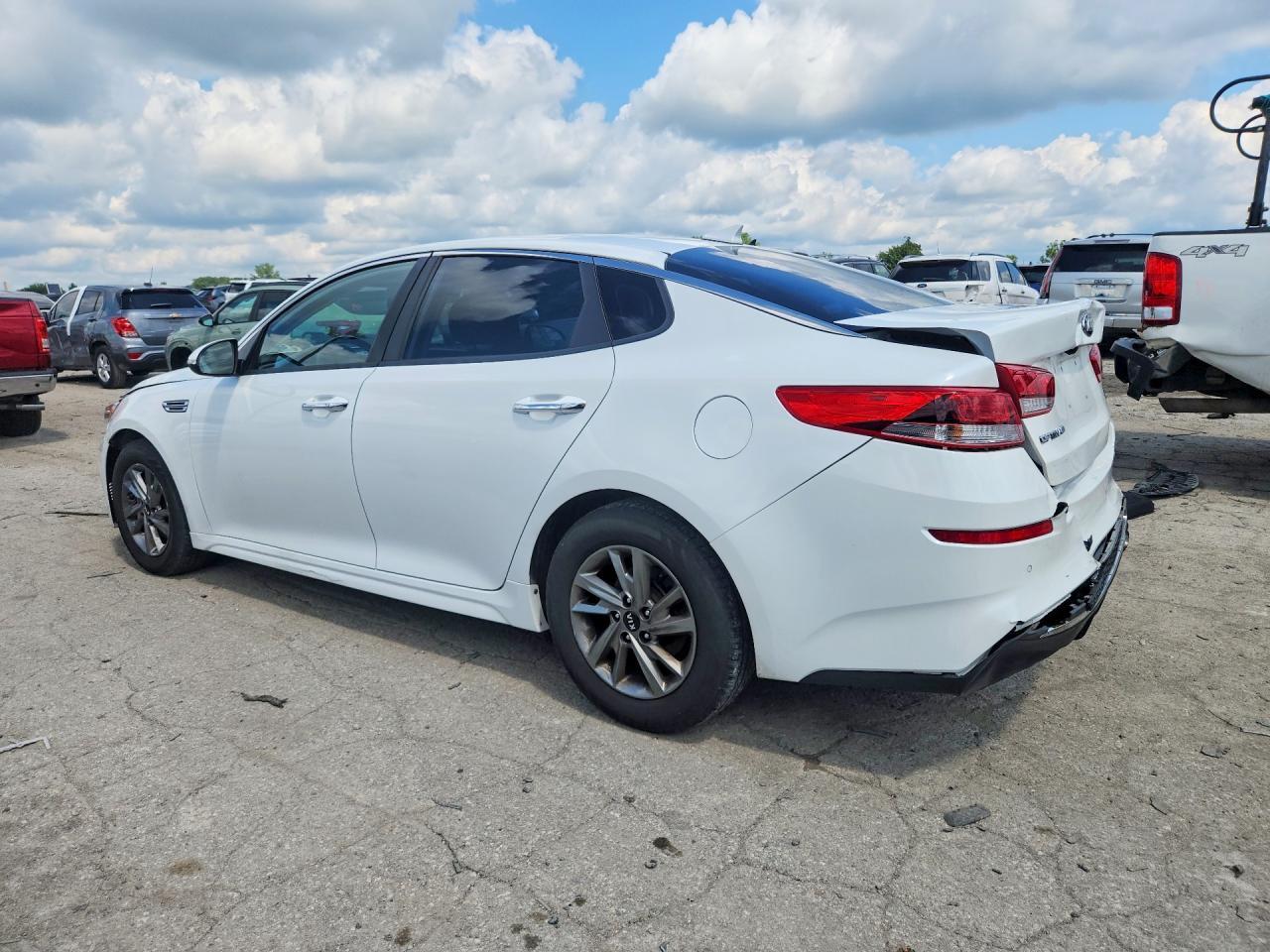 2019 Kia Optima Lx - zdjęcie 2