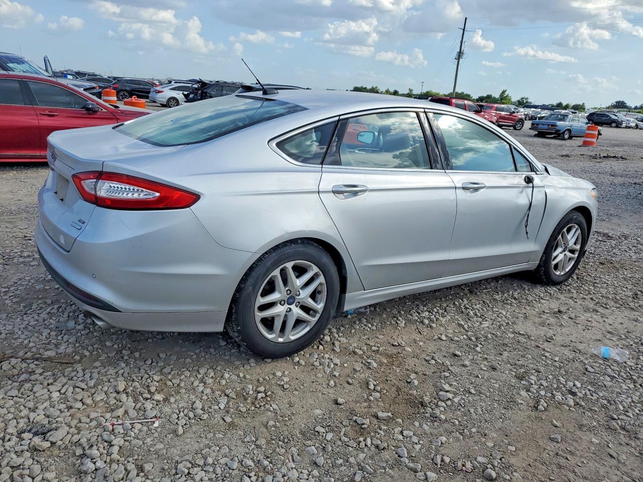 2015 Ford Fusion Se - zdjęcie 3