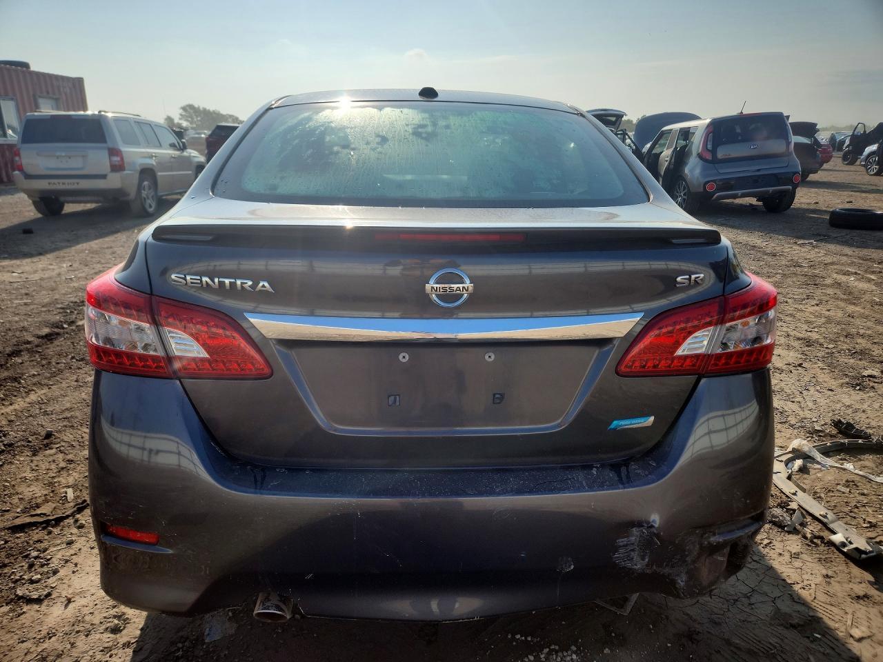 2014 Nissan Sentra Sr - zdjęcie 6