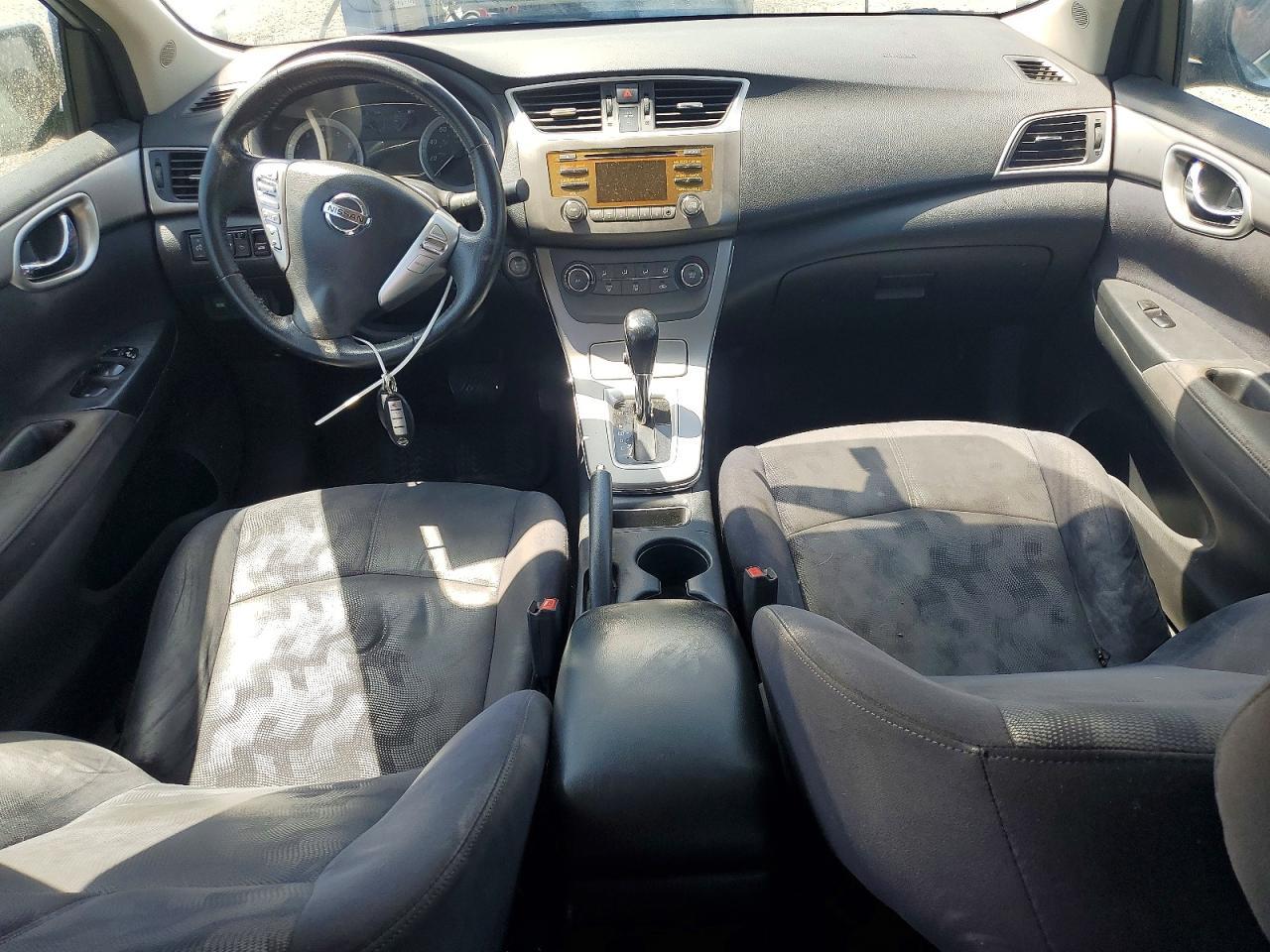 2013 Nissan Sentra S - zdjęcie 8