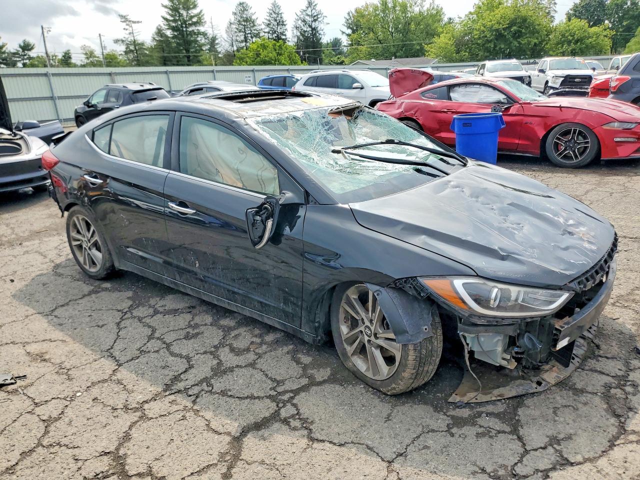 2017 Hyundai Elantra Limited - zdjęcie 4