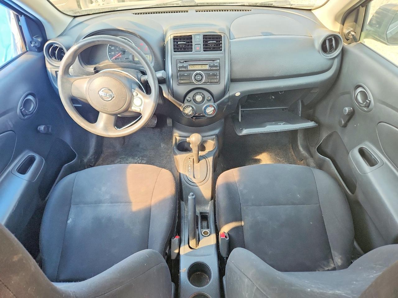 2013 Nissan Versa 1.6 S - zdjęcie 8