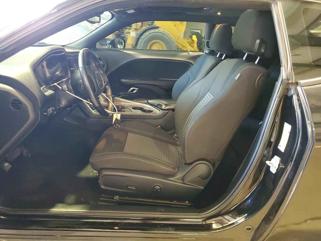 2022 Dodge Challenger Sxt - zdjęcie 7