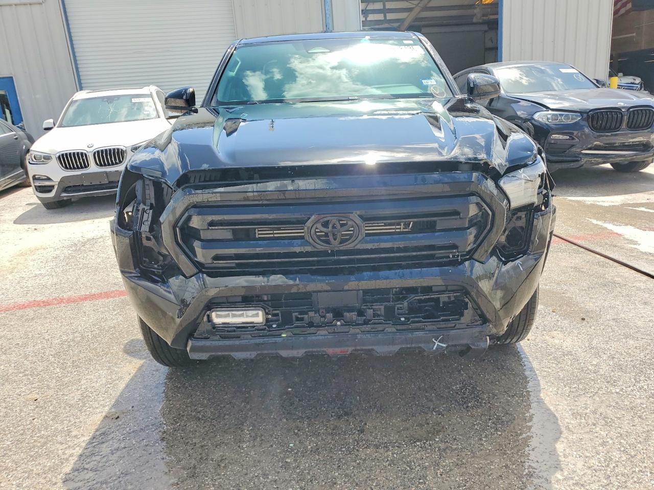 2025 Toyota Tacoma Sr5 - zdjęcie 5