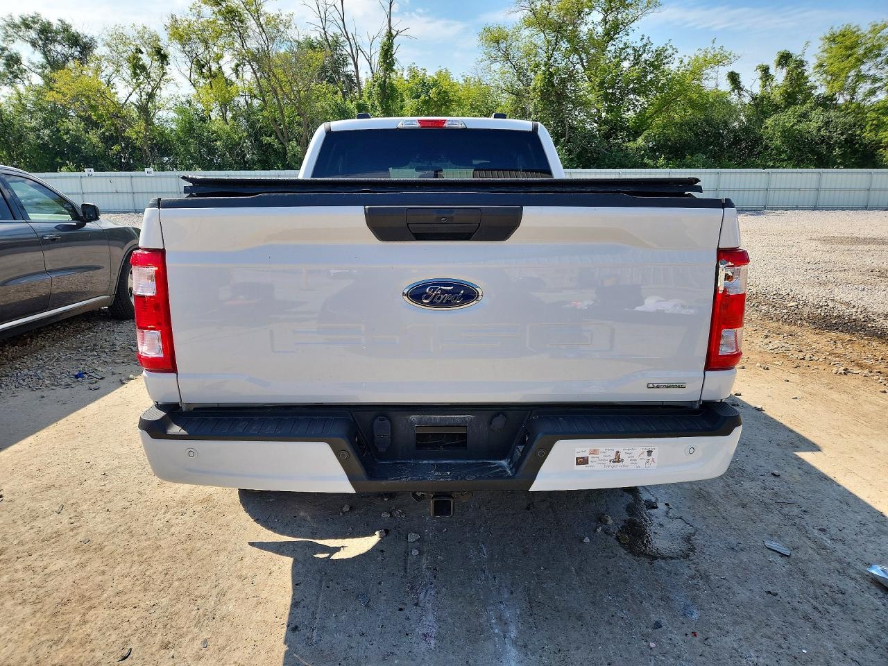 2021 Ford F150 Super Cab - zdjęcie 6