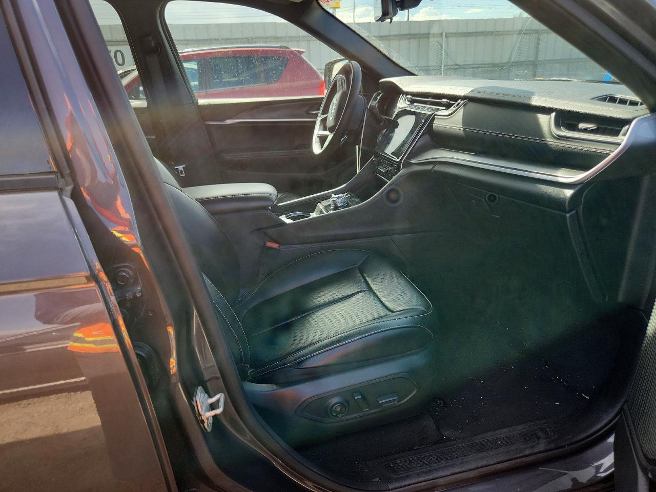 2024 Jeep Grand Cherokee L Limited - zdjęcie 13