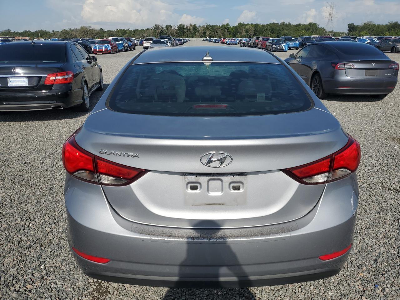 2016 Hyundai Elantra Value Edition - zdjęcie 6