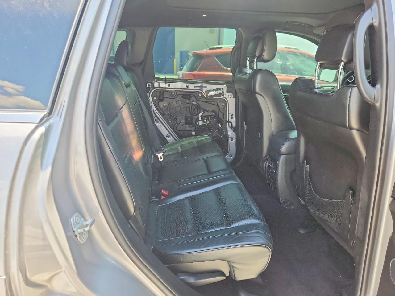 2016 Jeep Grand Cherokee Overland - zdjęcie 11