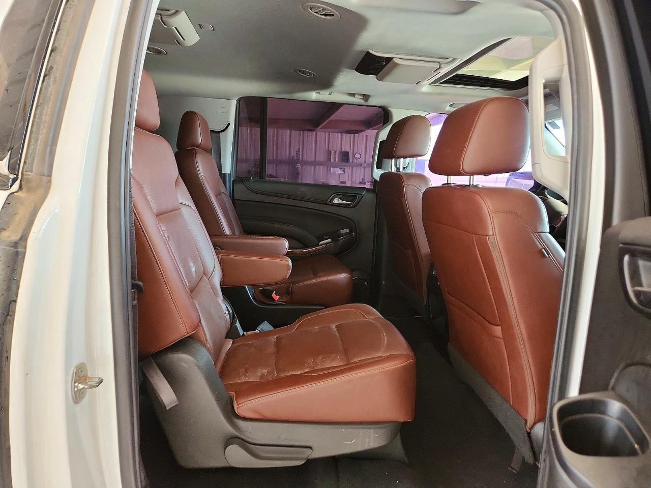 2019 Chevrolet Suburban K1500 Premier - zdjęcie 11
