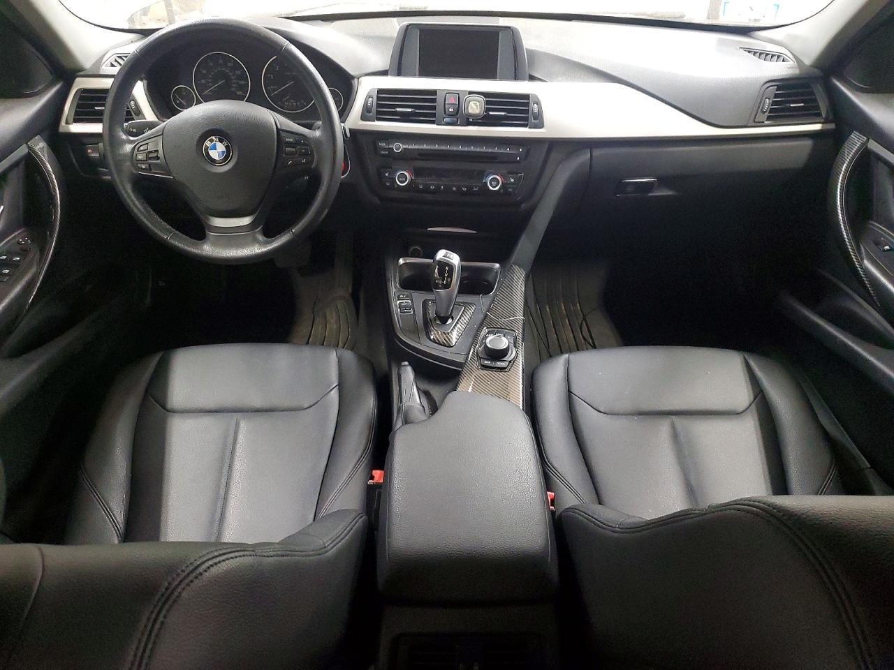 2014 BMW 320 I xDrive - zdjęcie 8