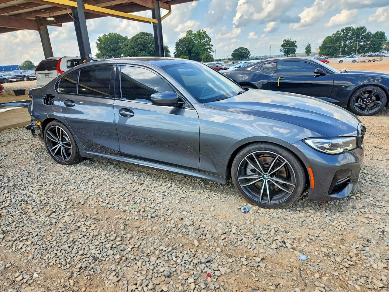 2019 BMW 330I - zdjęcie 4