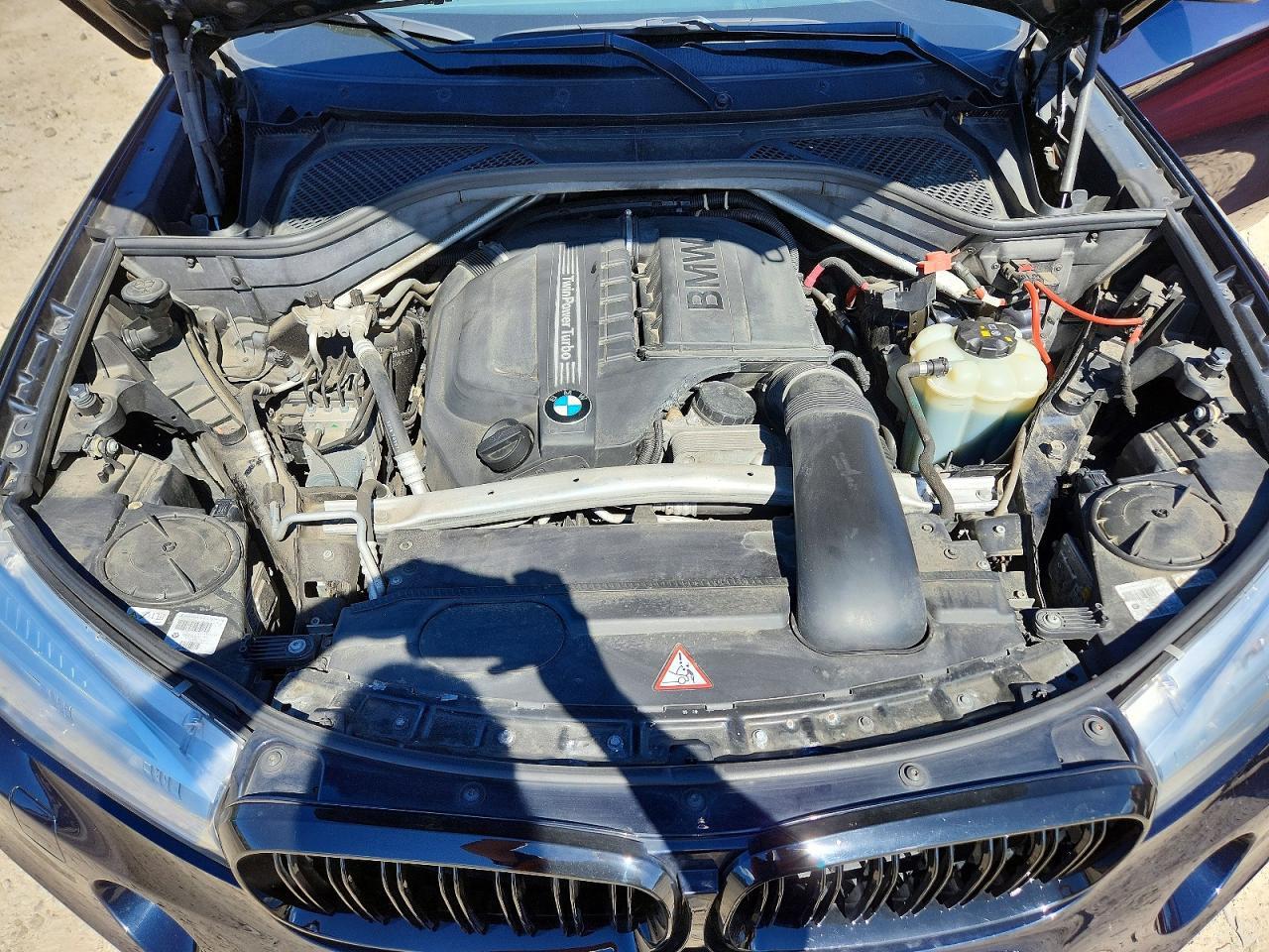 2016 BMW X6 xDrive35I - zdjęcie 12