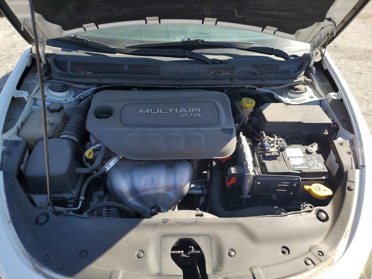 2014 Dodge Dart Sxt - zdjęcie 11