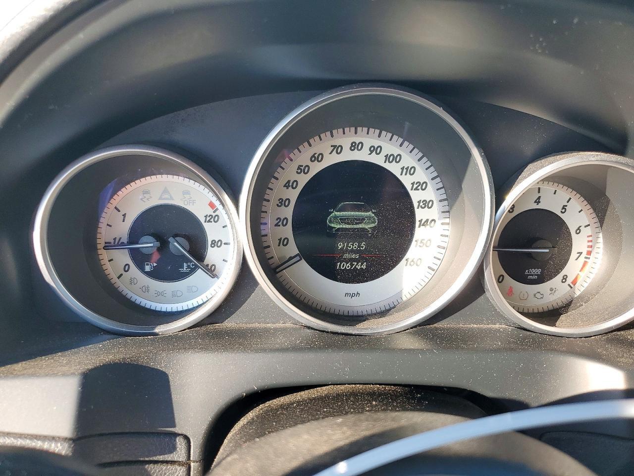 2016 Mercedes-Benz E 400 - zdjęcie 9
