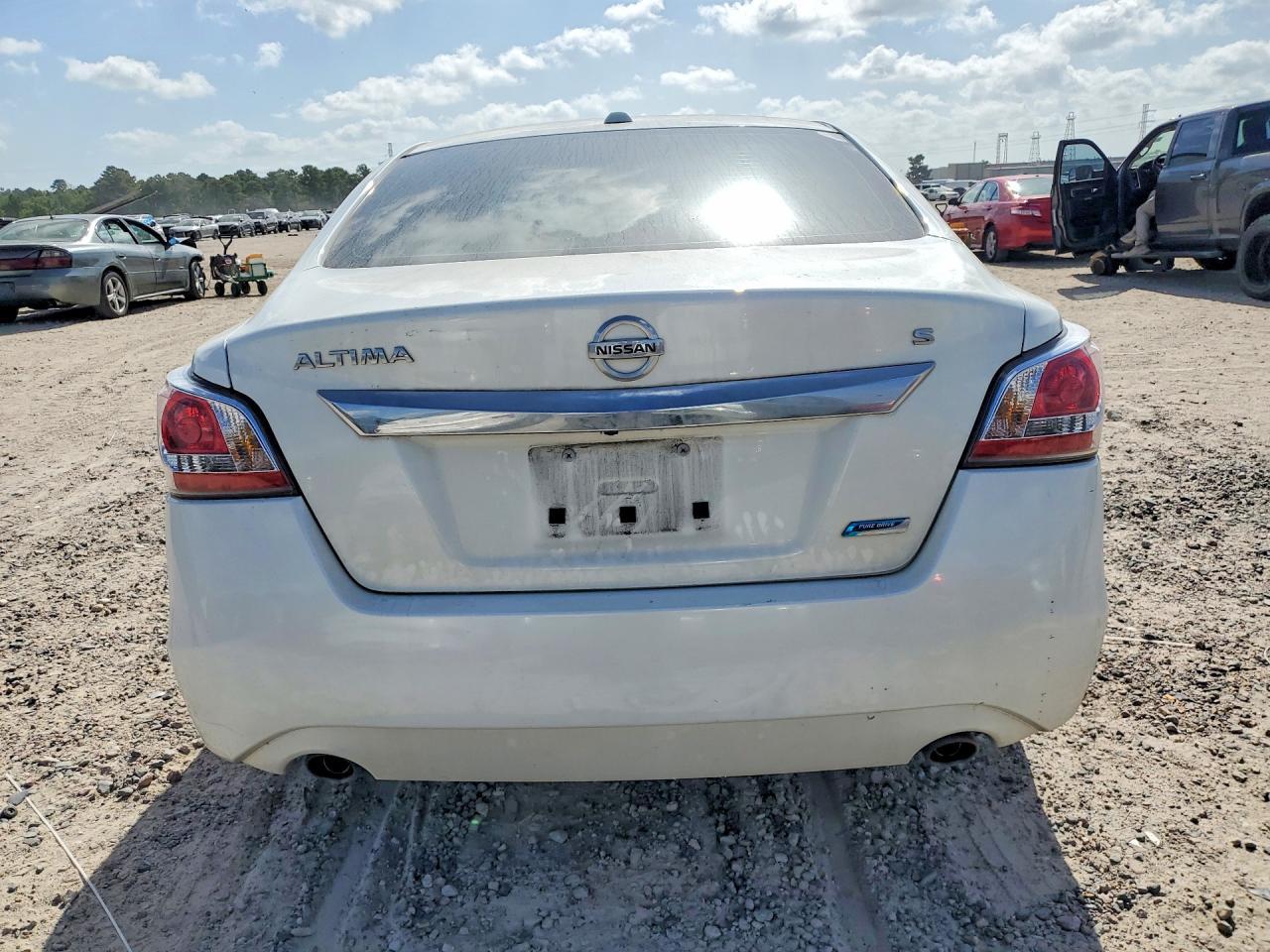 2014 Nissan Altima 2.5 S - zdjęcie 6