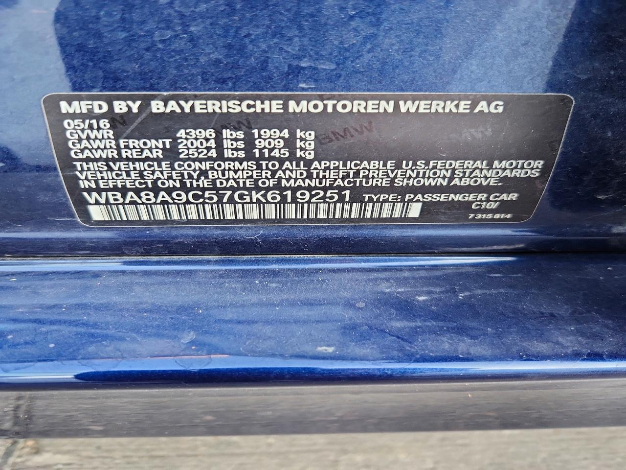 2016 BMW 320 I - zdjęcie 13