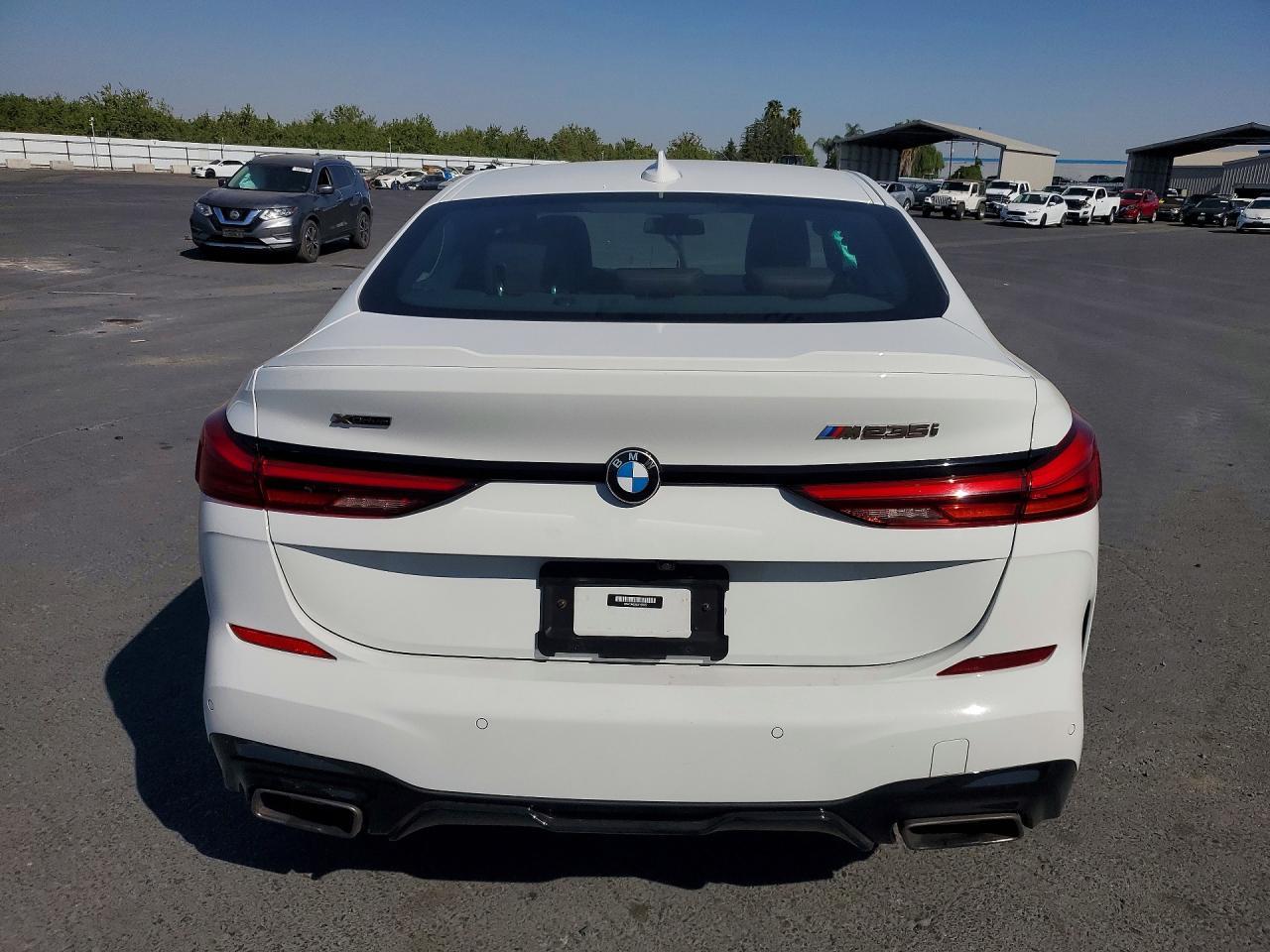 2020 BMW Seria 2 M235i - zdjęcie 6