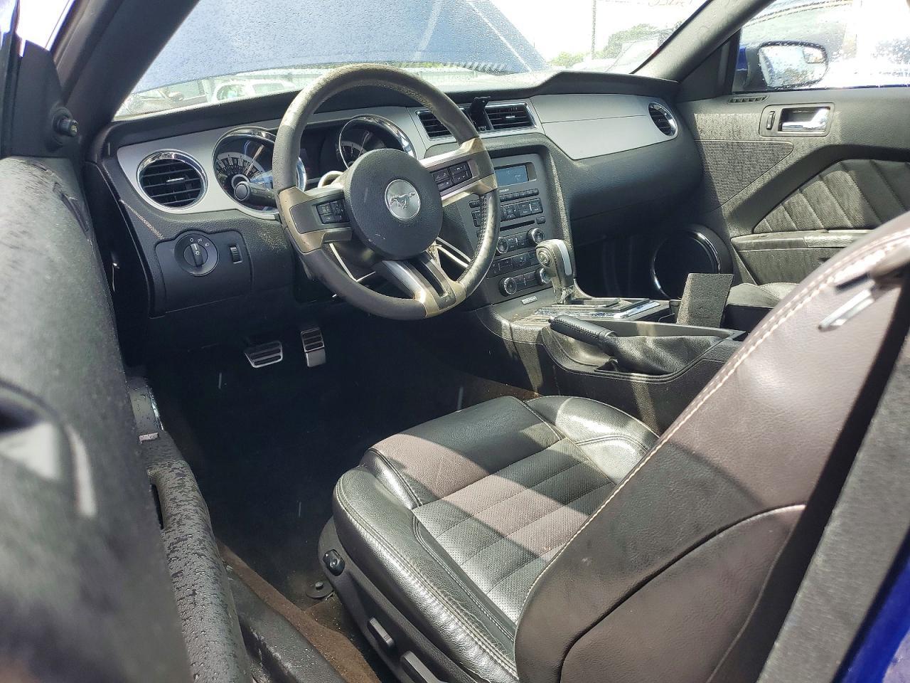 2013 Ford Mustang - zdjęcie 8