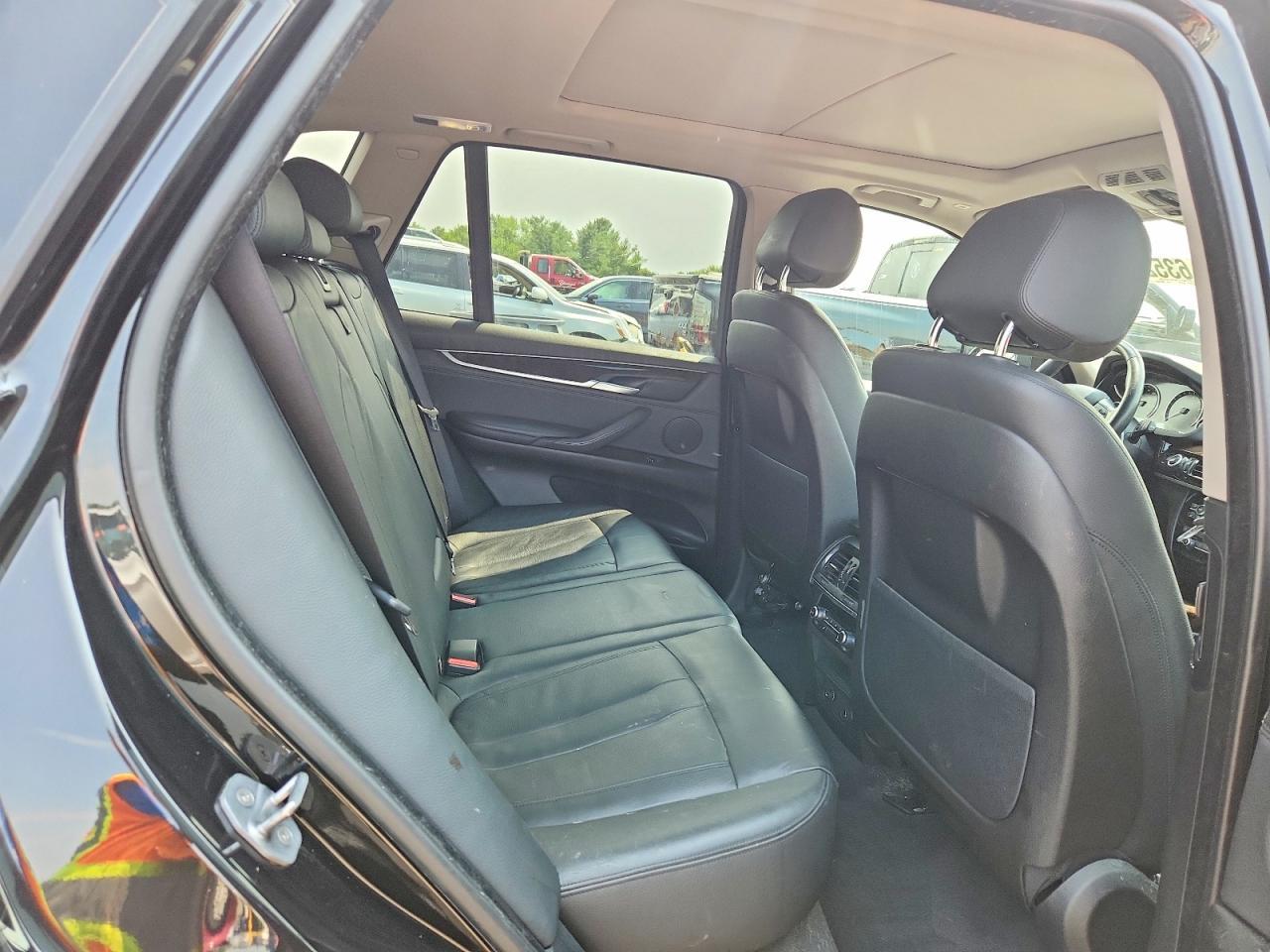 2015 BMW X5 xDrive35I - zdjęcie 10